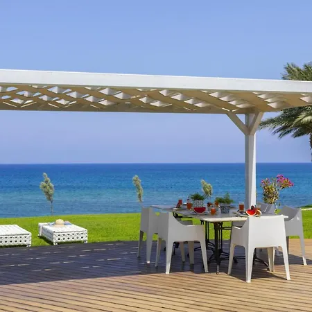 Villa You And Your Family Will Love This Beachfront Villa, Protaras Villa 1526