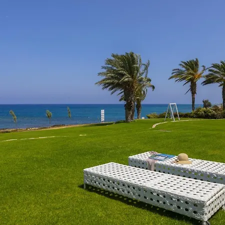 You And Your Family Will Love This Beachfront Villa, Protaras Villa 1526 Villa Protaras