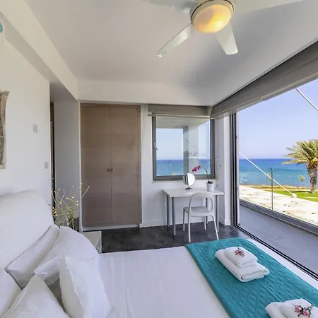 You And Your Family Will Love This Beachfront Villa, Protaras Villa 1526 Protaras