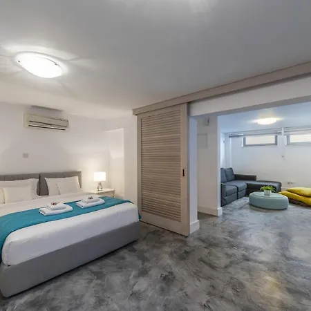 You And Your Family Will Love This Beachfront Villa, Protaras Villa 1526